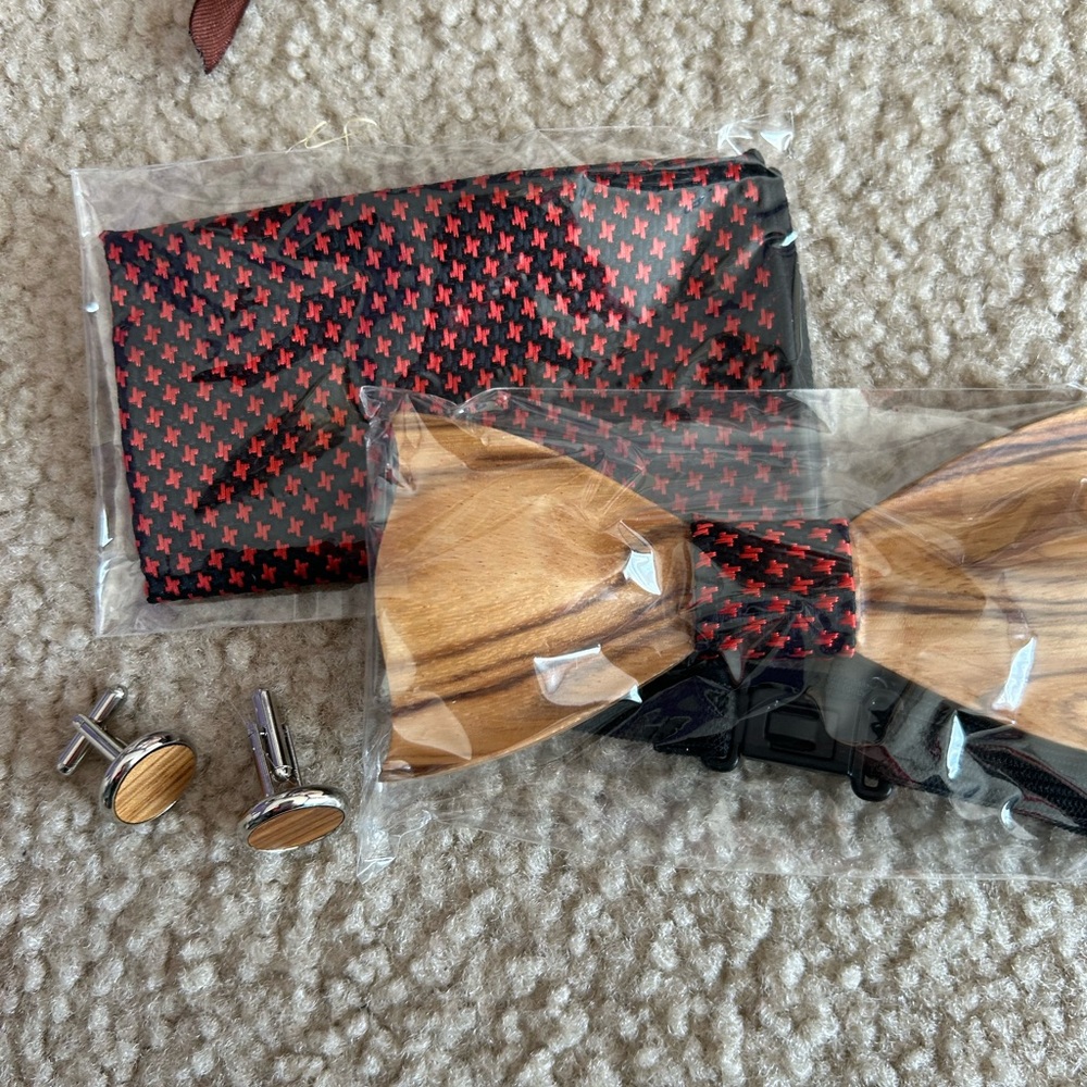 Wooden Bow Tie and Red Patterned Pocket Square Set